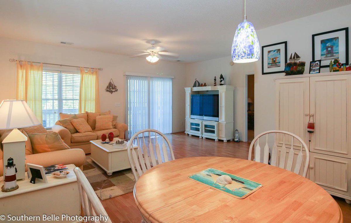 GregWarren12's tweet image. Only 139,900 in the heart of Cherry Grove!  Just a couple blocks to the beach!