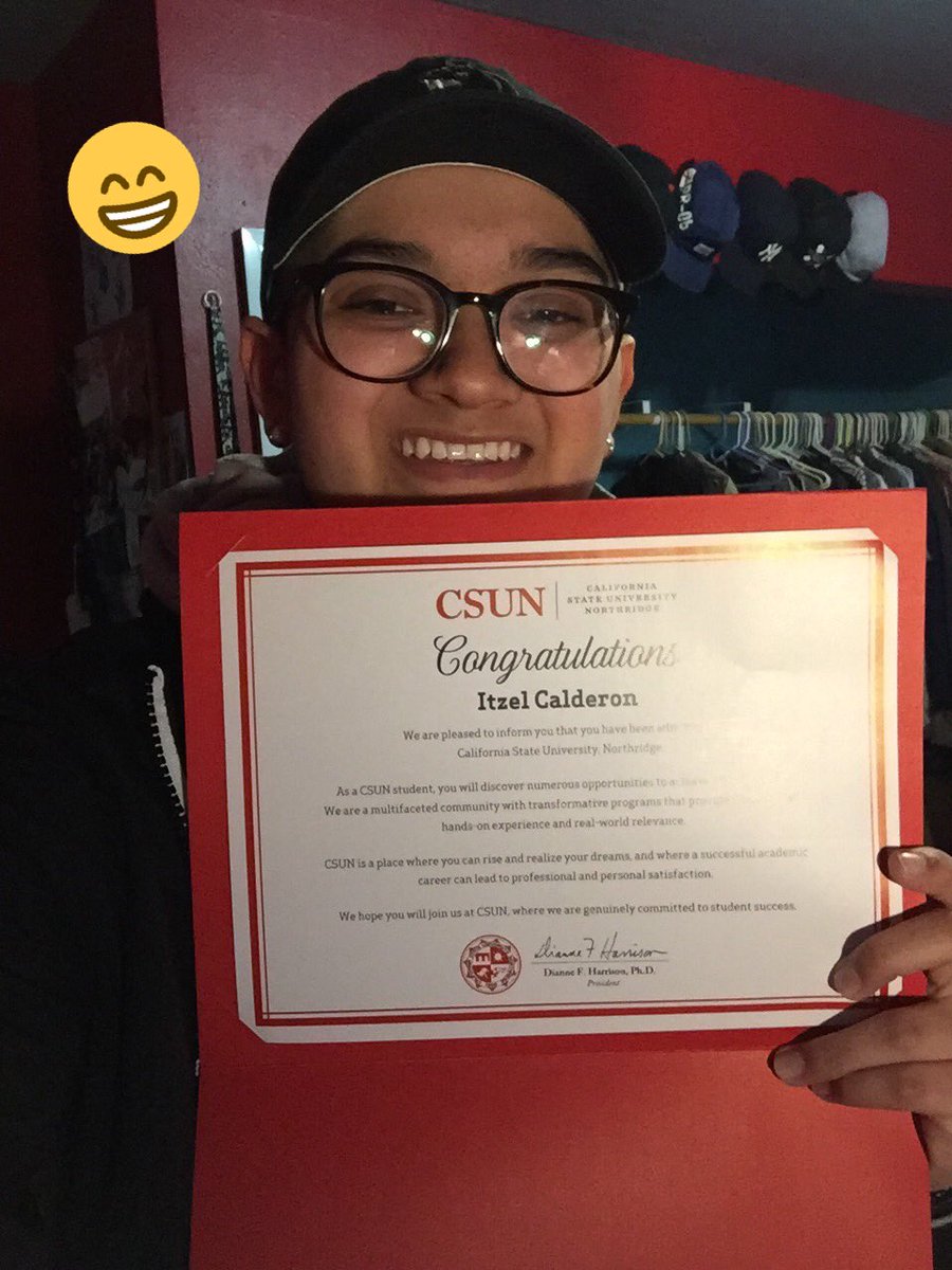 itzel_calderon's tweet photo. Look what officially came in the mail today ((: @sentenoERHS https://t.co/ddvNv4eF9C