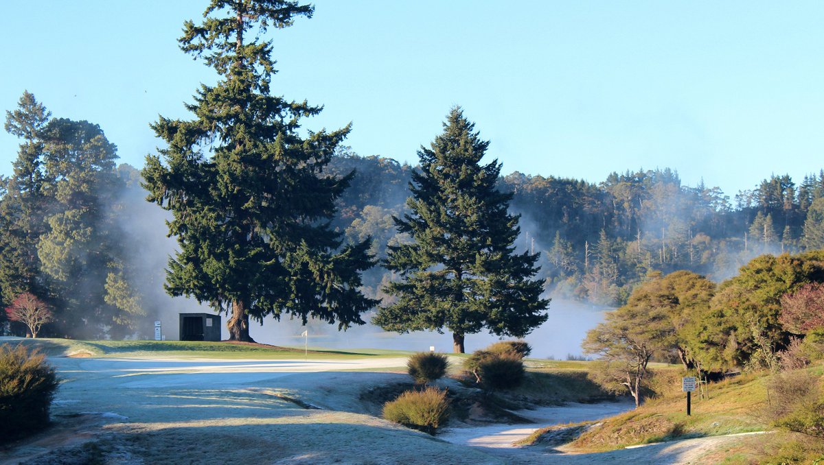 SpeedGolfNZ's tweet photo. Who's ready for a unique geothermal #Speedgolf experience this weekend at @RotoruaGolfClub? #Speedgolf @RotoruaCouncil @HIrotorua #run #golf https://t.co/OXu6p5Xwzv
