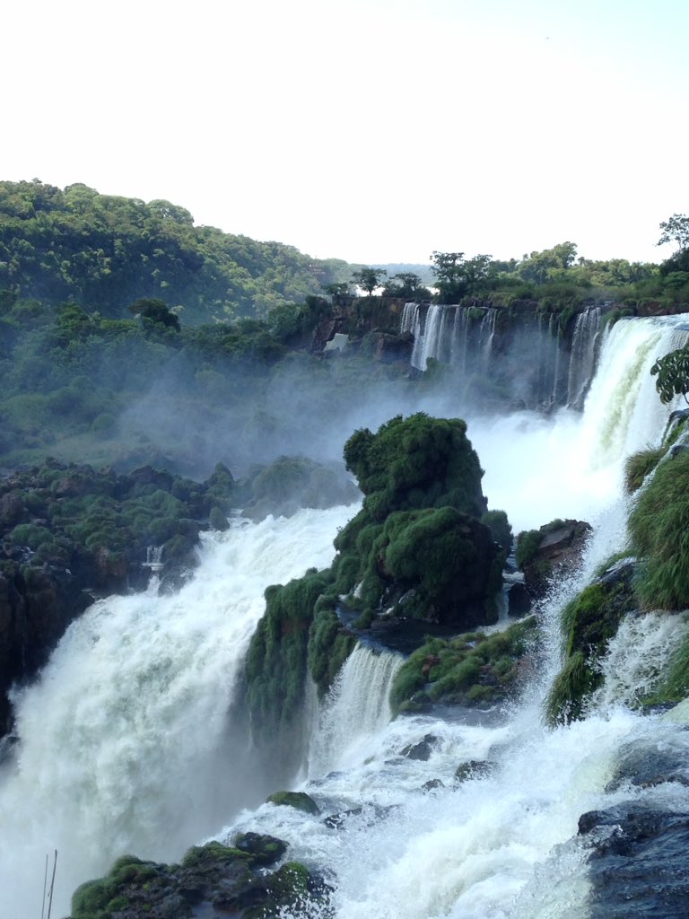 CaluOrlando's tweet photo. #CataratasArgentinas https://t.co/utYYV4qXRP