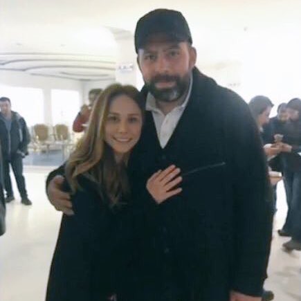 BurcinTarabic's tweet photo. Set #BurçinTerzioğlu #PoyrazKarayel https://t.co/iinUva4Yaz