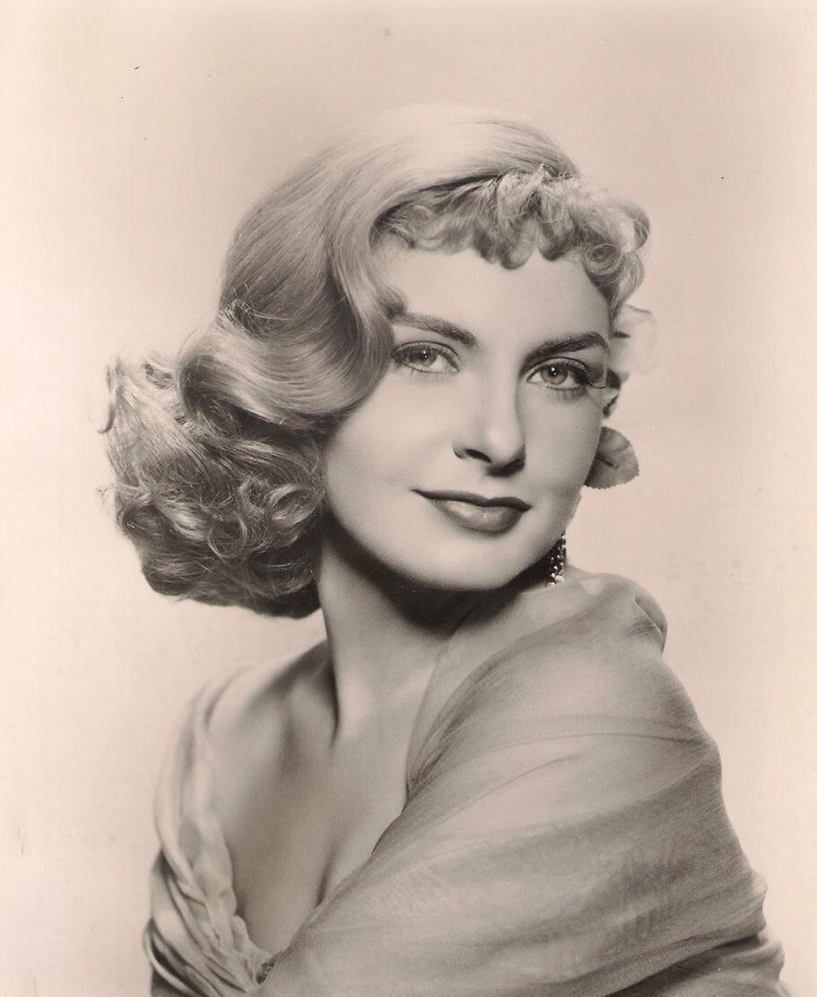 Happy birthday today to Hollywood legend Joanne Woodward! 