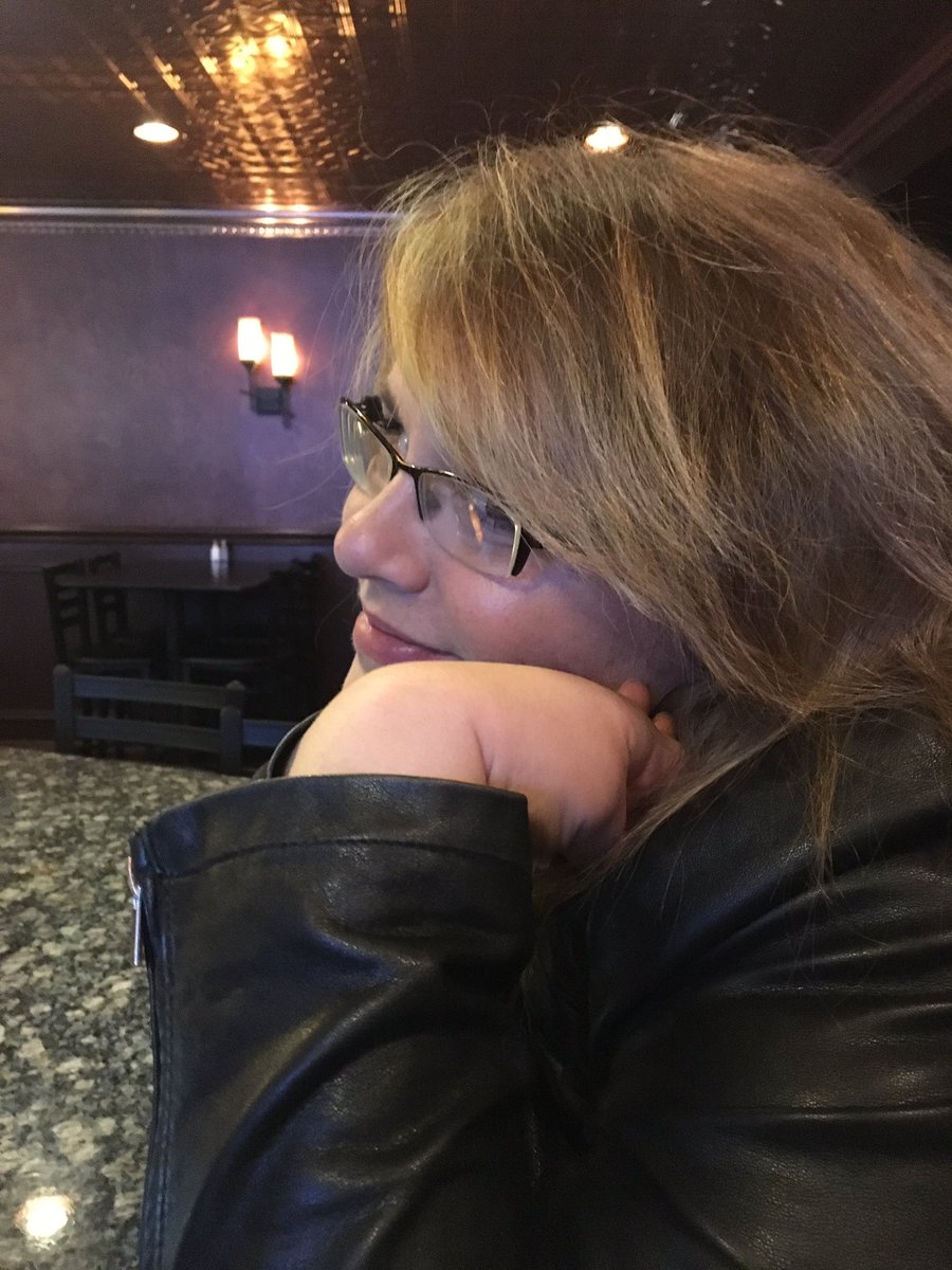 a_sis89's tweet photo. This beautiful gem belongs on everyone's twitter @Crangelia #OhAng https://t.co/DJL0yV4aOJ