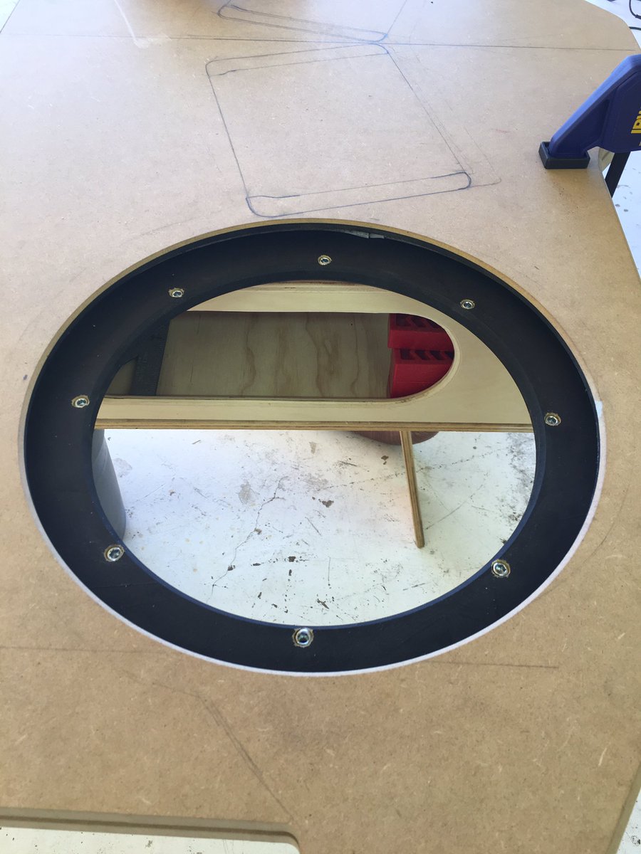 Lunaticaudio's tweet photo. Threaded holes epoxied in so you could take the woofer in and out a thousand times if need be. #lunaticaudio #la #dallastx #rambuild #jl HMU https://t.co/4UWiFPmzu6