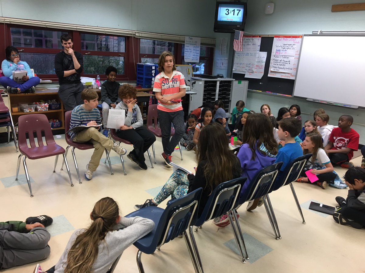 jensweda's tweet image. Getting into persuasion.  Debating if video games are a sport. #sittingonthecouch #brainexcercise #counterarguement @BESbulldogs