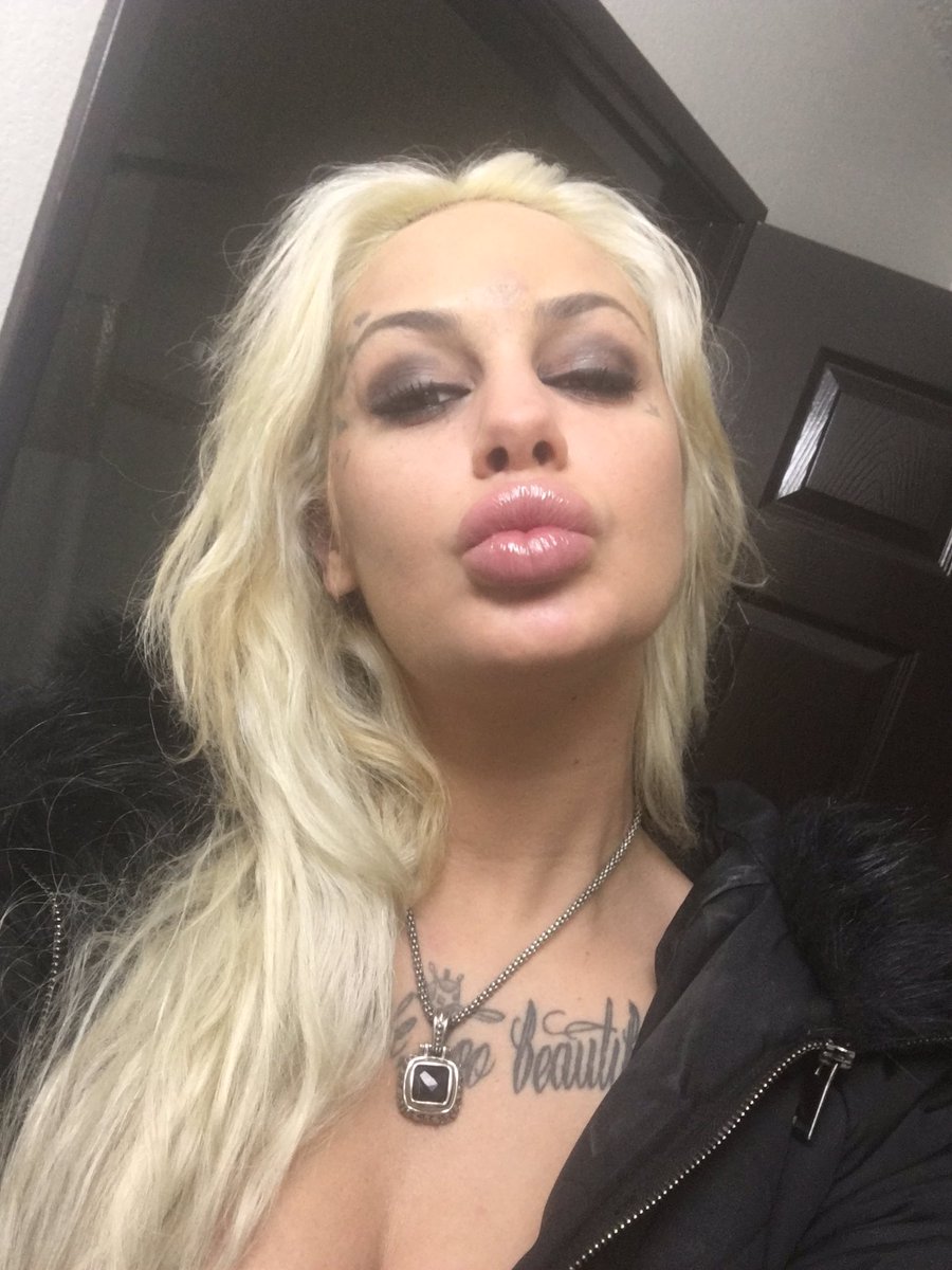 Content from realangelinavalentine