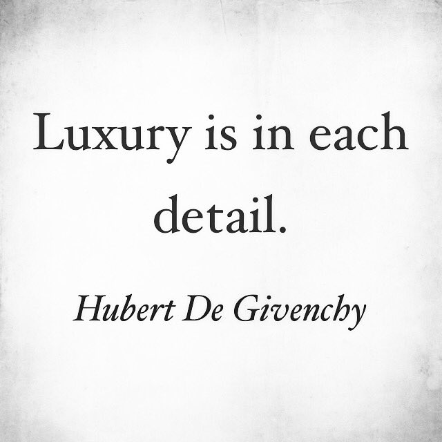 _modisme_'s tweet photo. It's all about the details π@givenchy π #modismeQuote #ModismeLOVES #modest #fashion #modestwear #modestfashion #qotd #dailyquotes #inspo https://t.co/ICBr7K9VjX