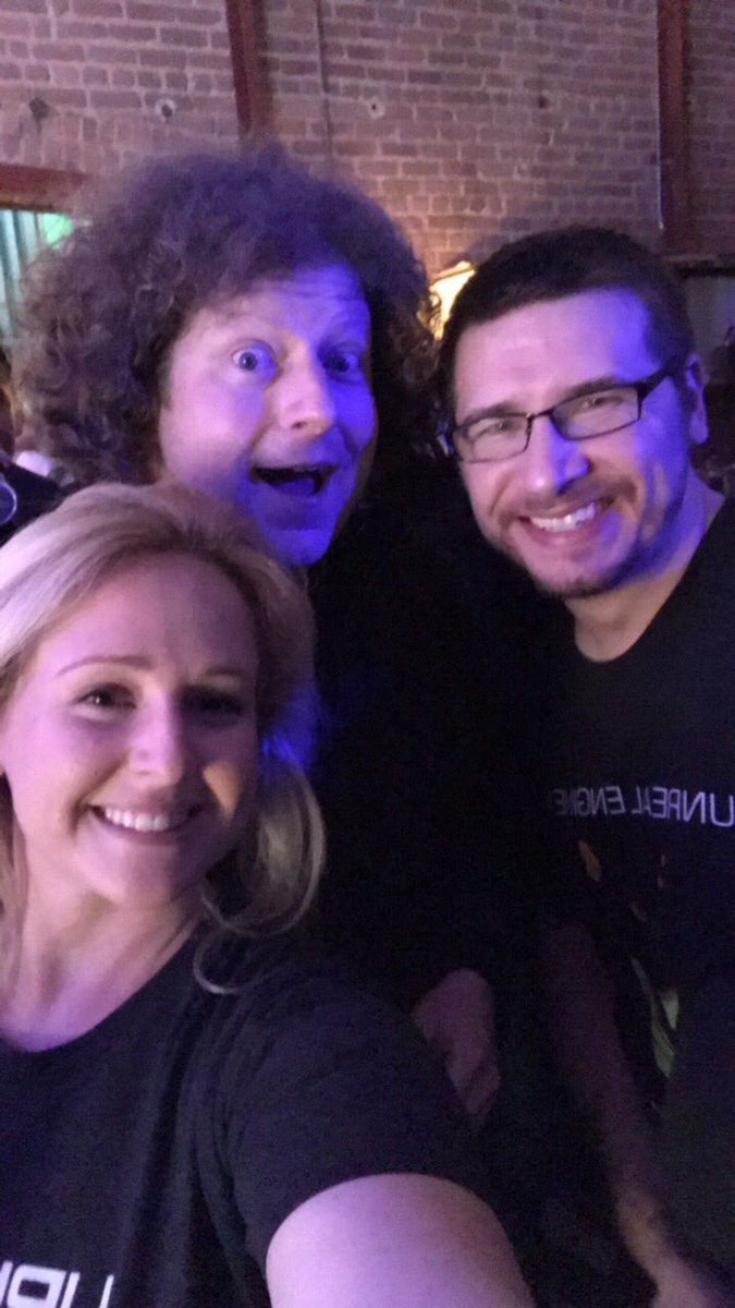 elizabethdscott's tweet photo. Finally got my selfie with the awesome guys from @CloudGateStudio who made Brookhaven Experiment & Island 359! #VR #UploadParty https://t.co/5wDczLQKNL