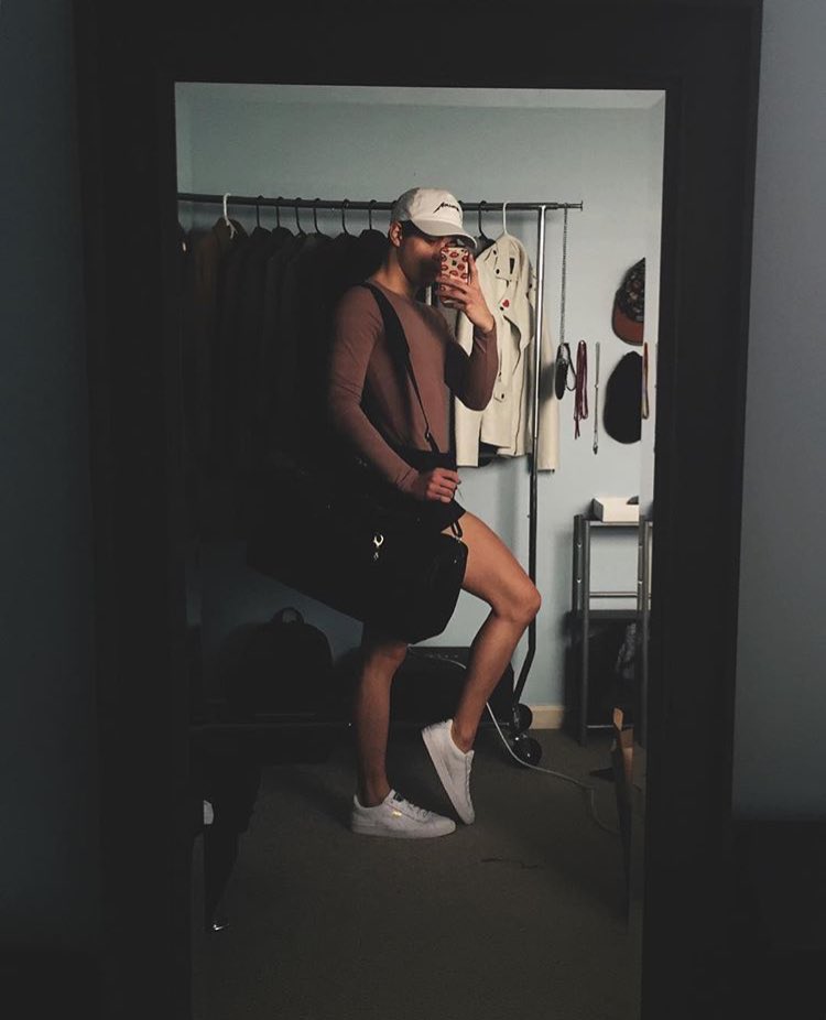 httptrxsh's tweet image. someone appreciate my muscular ass legs bc my boyfriend DOESNT 😤