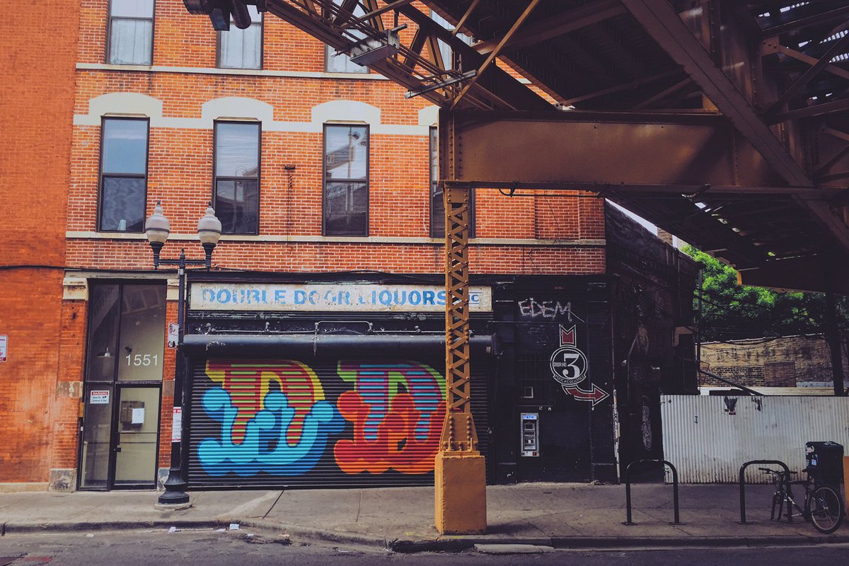 💔💔 thanks for all the memories <a href="/doubledoor/">Double Door</a> (and <a href="/DoorNo3/">Door No. 3</a>)! chicagoist.com/2017/02/27/dou…