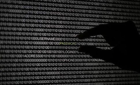 wef's tweet photo. Big data: How we can manage the risks https://t.co/KY7QhsDzqU https://t.co/0z48vOs4YJ