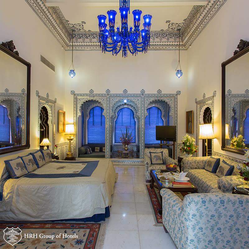 A Majestic suite echoing the opulent lifestyle of the Maharanas. #RoyalSuite #Shivniwaspalace #Luxury #Hospitality #LiveLikeRoyalty