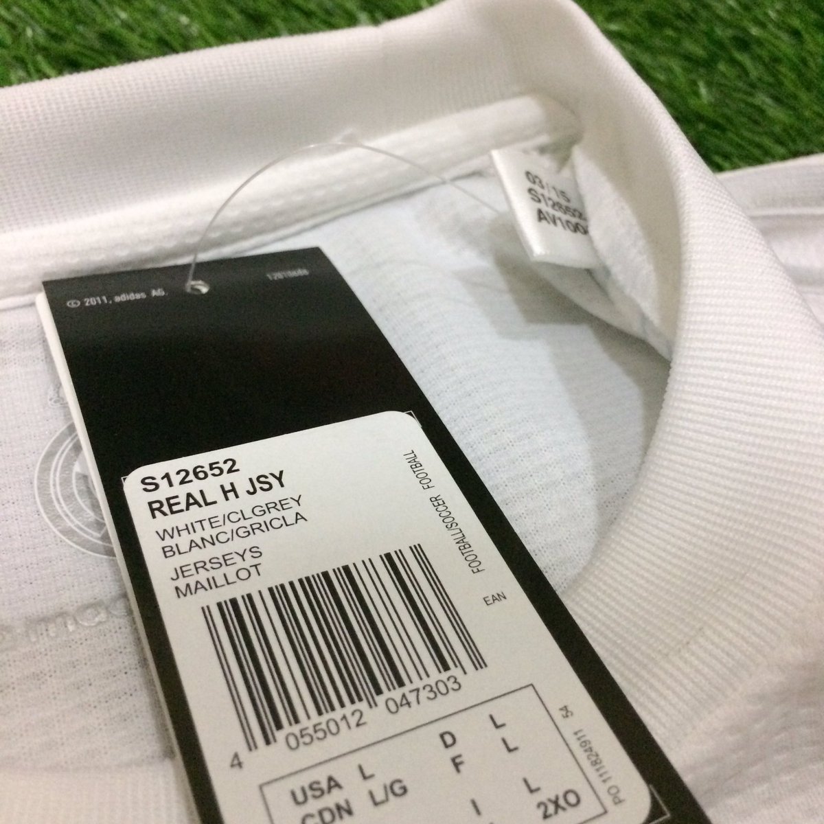 _SoccerBloopers's tweet photo. #LSB4
Madrid Home 2015/16
Size L ( 75x57 )
BNWT
Nameset Original
BIN 350K https://t.co/cZaElFcgqF