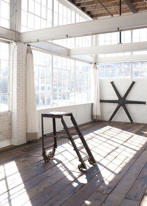 How incredible are industrial buildings flooded with natural light?They make such a great creative work spaces.