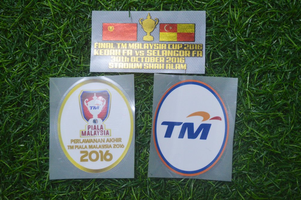 FWDfootballshop's tweet photo. #FFS12
Patch Piala Malaysia + MDT 2016

Original https://t.co/8VzahuUxKo