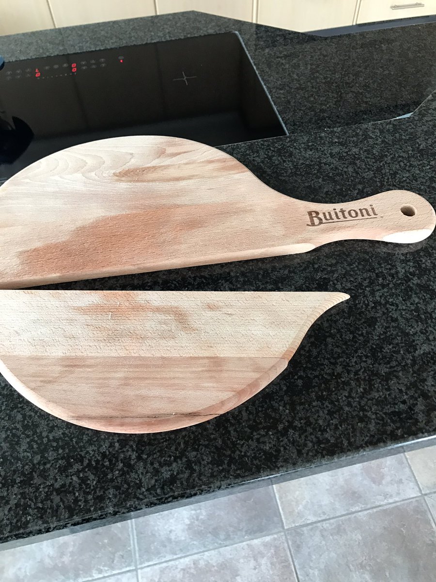 Danke #buitoni <a href="/Nestle/">Nestlé</a> für das super Pizzabrett 🙈