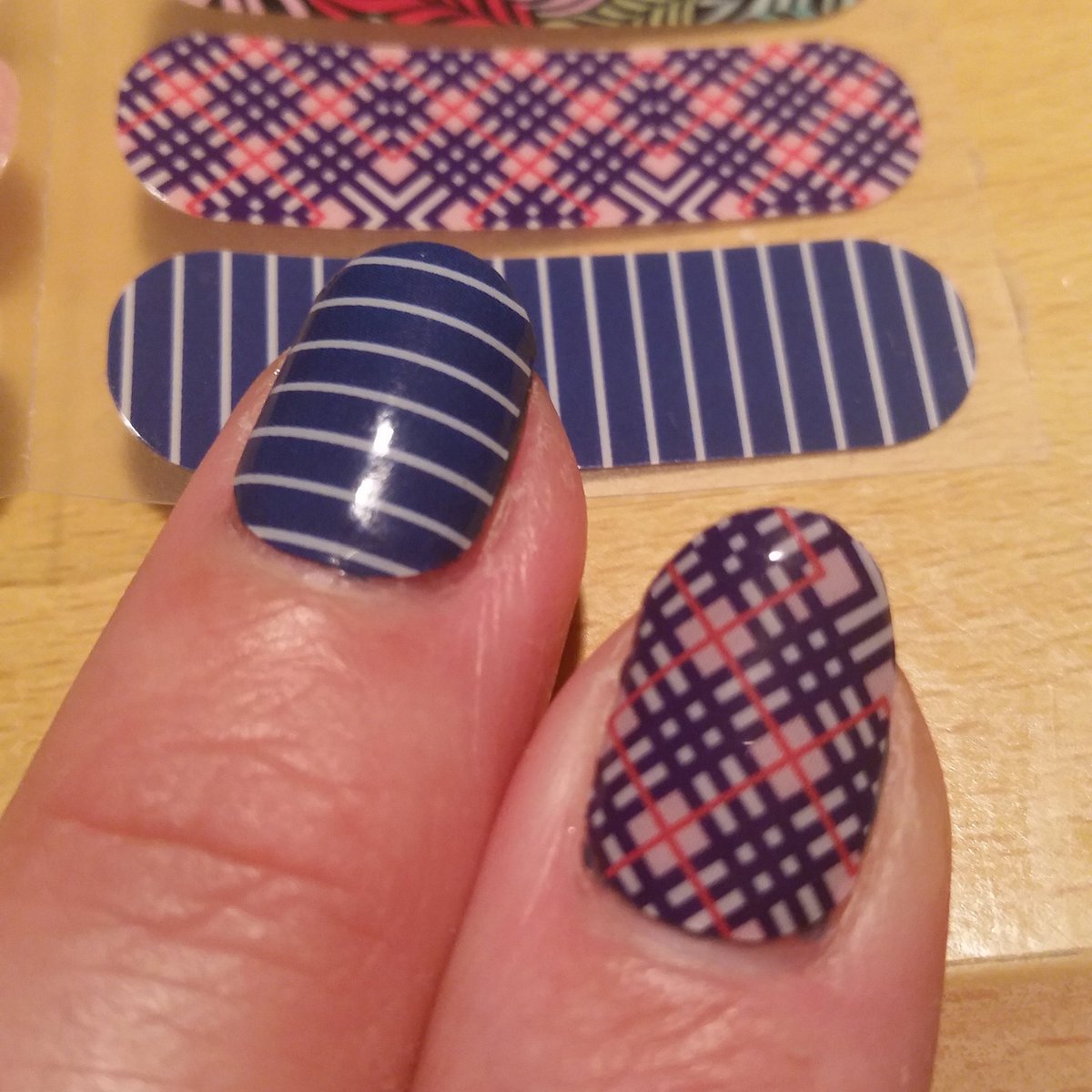 New design #jamberry #nailwraps #SimplyPlaidjn and #CapeCodjn On sale from 1 March #jamberryuk #nailart Order from sharonwyorks.jamberry.com/uk