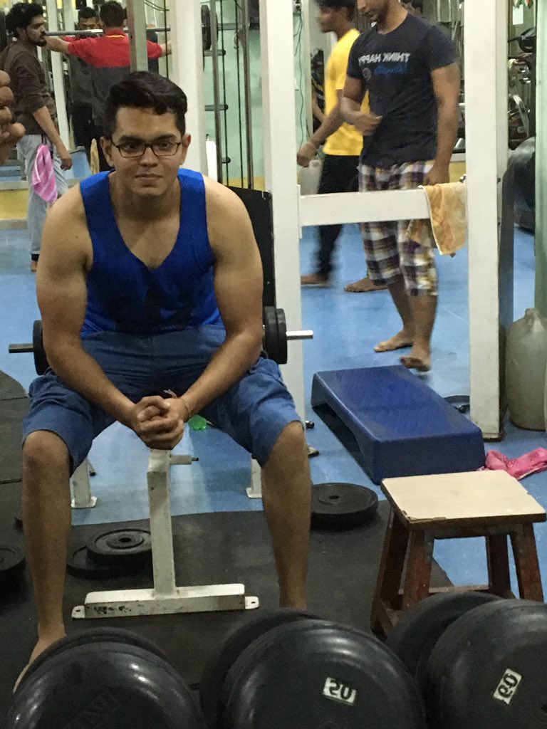 Sminish96's tweet photo. @FragataIndia Daily exercise helps to build my personality and keep my body fit. Doing best , hope to get better results  #ipledgetobefit https://t.co/JuirybIg56