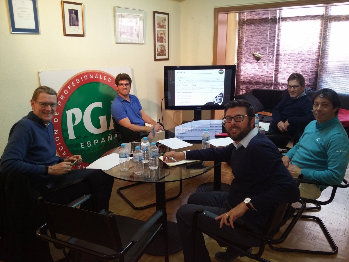 Great to have <a href="/scoringzone/">tony bennett</a> &amp; <a href="/IanRandell/">Ian Randell</a> with the @PGASpain for early 2017 mentoring and strategy! 🇪🇺🇪🇸