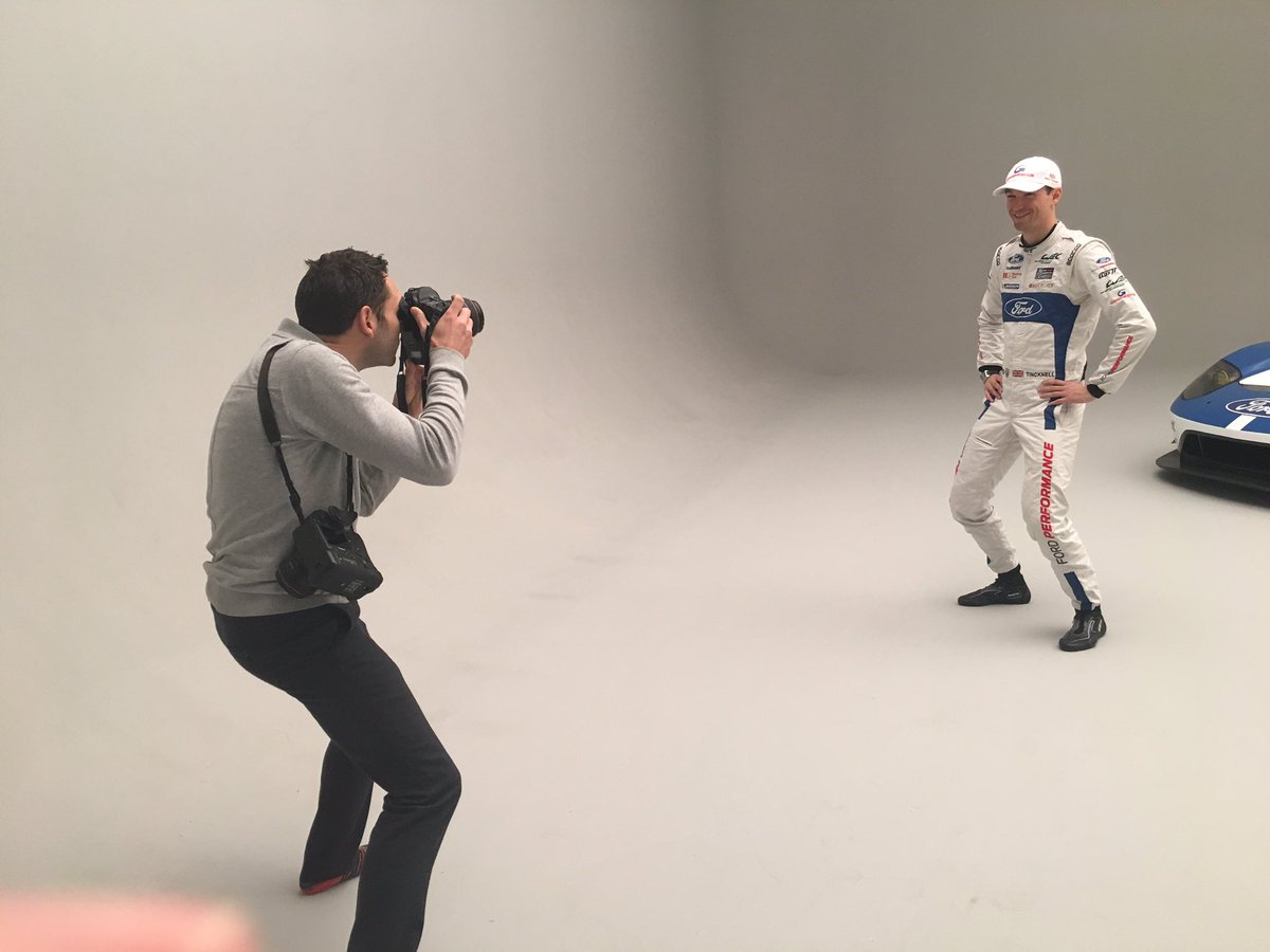 FordRacing's tweet photo. How to get around the problem of drivers being too tall for your shot. #photographertricks #FordWEC https://t.co/b8BSk2j1Jm