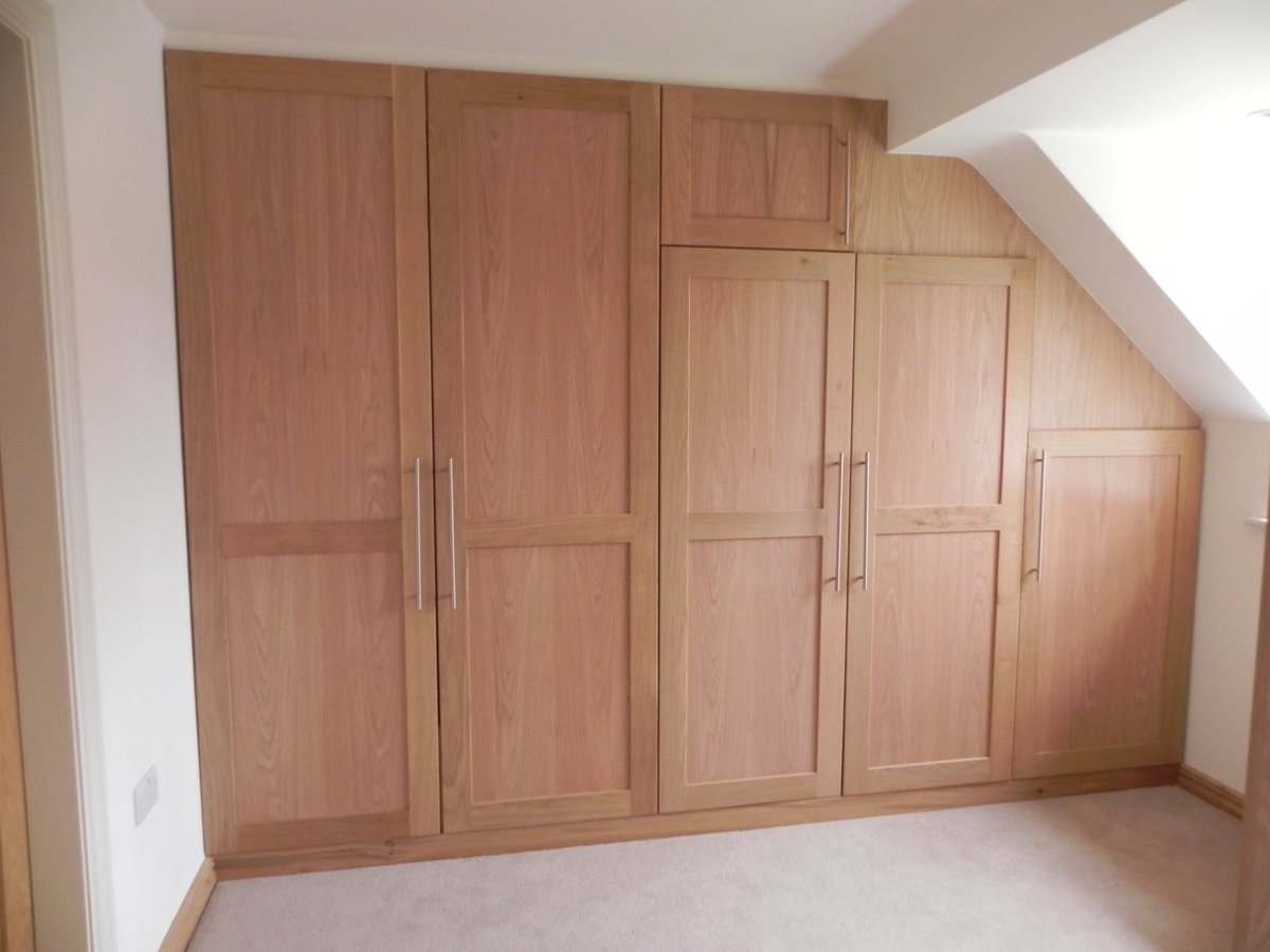 IdnlGroup's tweet photo. Bespoke Bedroom furniture &amp; Joinery isn't as expensive as you may think, speak to us. 01653 69121 or https://t.co/iwzgSeVWrP https://t.co/nasnbwrUnH