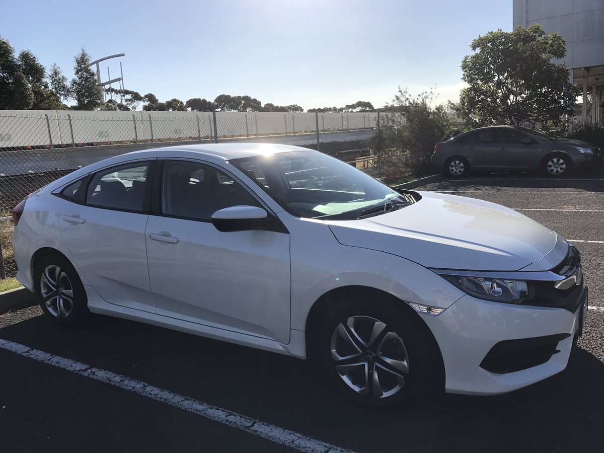 Revo1887's tweet photo. Roadtrippin' for https://t.co/rlylTKVGw1 in the new Honda Civic VTi #Honda #carconversation #reviews #motoring #value #civic #VTi https://t.co/j4dwaUZu3e