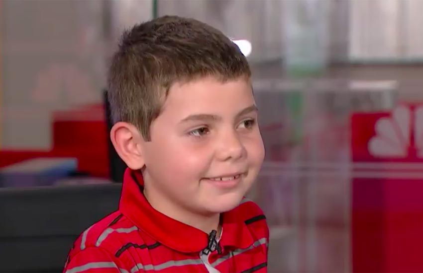 Panax_Center's tweet photo. The 9-year-old trans boy scout asks Trump to protect people like him
https://t.co/KJY5NNjF1c
#PanaxCenter #GaySurrogacy #Surrogacy #Adoption https://t.co/JzxXN3QYBZ