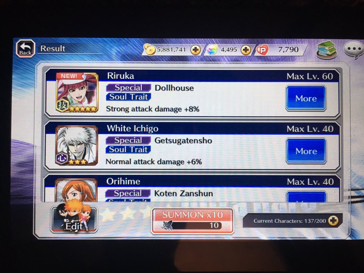 The1Saito's tweet photo. So after all 3 banners I did a Brave Souls ticket multi wow lol my alt just got huge upgrades tonight #timetoswitch #ripmain https://t.co/CVPFbhpKCK