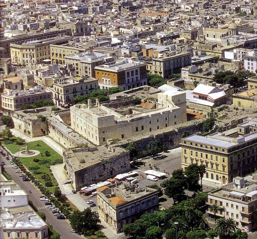 CastelloCarloV tweet media