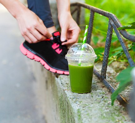 1.martā sākas Gavēnis. Kādas apņemšanās būtu vērts uzņemties? Kāpēc vispār gavēt? rawgarden.lv/2017/02/28/gav…