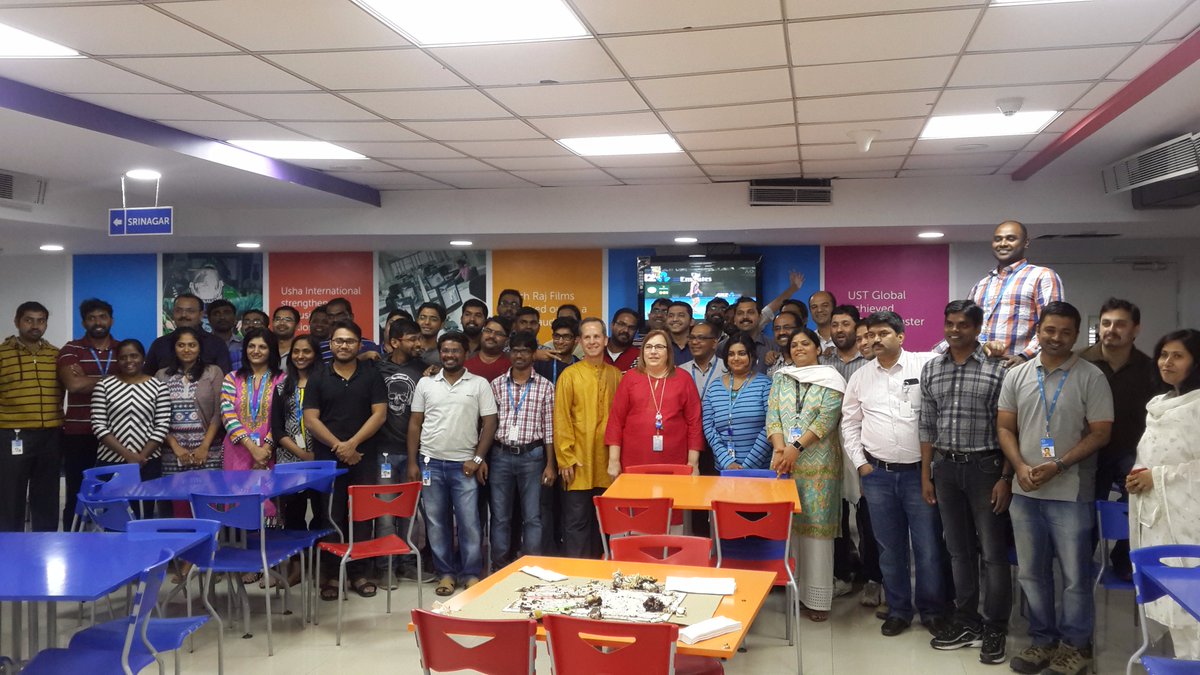 anish_kochar's tweet image. Celebrating the successful launch of Support Assist Enterprise product at #DellEMC #CakeCutting #EOS2GETHER #Bengaluru #India