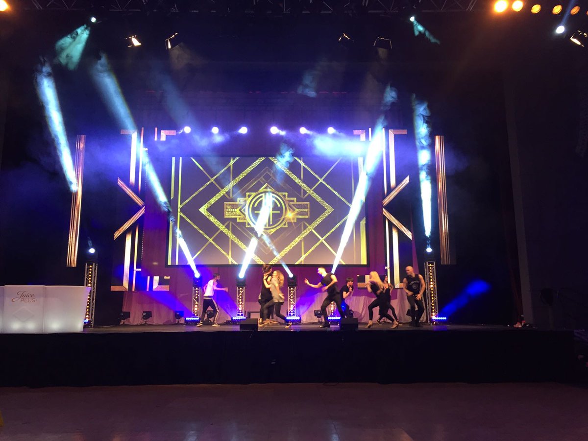 Lucy_Dean_'s tweet photo. Long rehearsal day for @UltimateDancers but so worth it! @ICC_Birmingham #Gatsby #choreographer #dancers #eventprofs #hiredancers #events https://t.co/Y2vZyrMsig