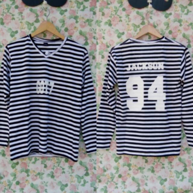 Saya menjual Kpop strip tee seharga Rp72.000. Dapatkan produk ini hanya di Shopee! shopee.co.id/playfulshop/16… #ShopeeID