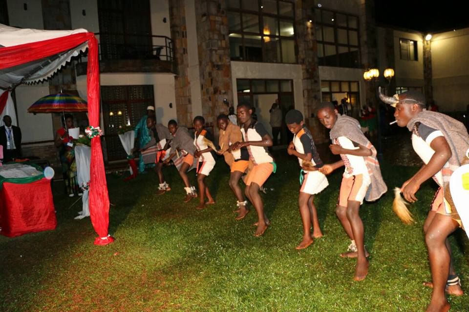 Ikiriho's tweet photo. Le 24 dernier, le @CnddFdd offrait un dîner de gala à tous les diplomates accrédités au #Burundi dans le Tropitel de @grufyikiri, à @Gitega https://t.co/qdVP8UklNa