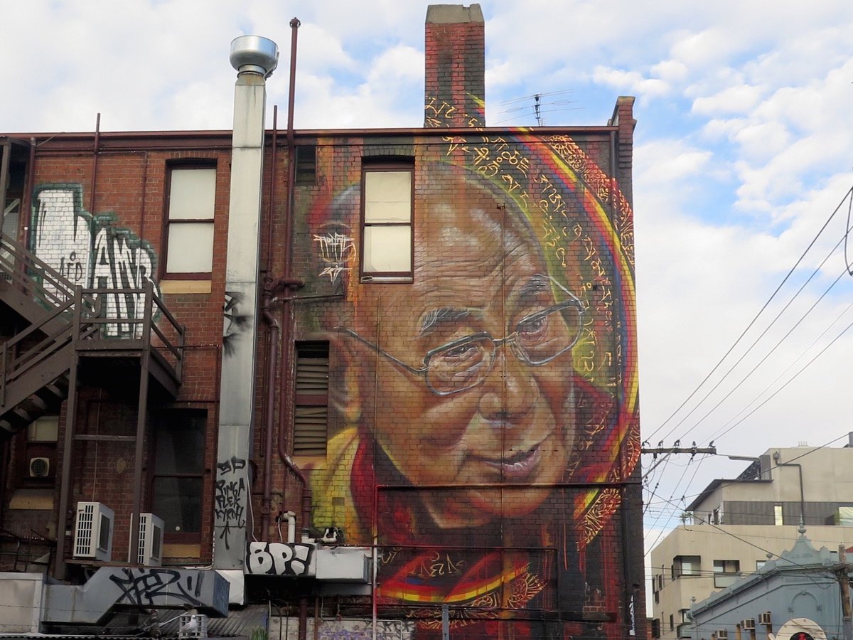 brababella's tweet photo. #Streetart: #Adnate, #AndreaCrea & #Mor, #JohannesMundinger & #BLO https://t.co/ZteTiafK1r in evidenza il #DalaiLama di Adnate a #Melbourne https://t.co/5aMATicu4z