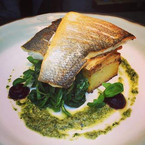 Chef_ChanLiem's tweet photo. Sea bass w| asparagus brocoli sauce @DP_BISTRO #executive_access #dailymenus #foodies #foodporn #tweetfoods https://t.co/2ZLSz8TNPO