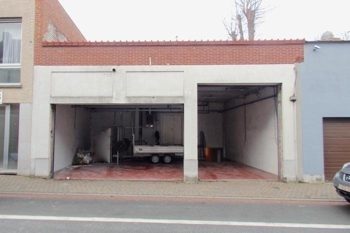 MAGAZIJN met bijhorende KELDER in het CENTRUM! - 185.000? - OUDE VESTEN , 9600 RONSE - MAGAZI immobeguin.be/nl/component/p…