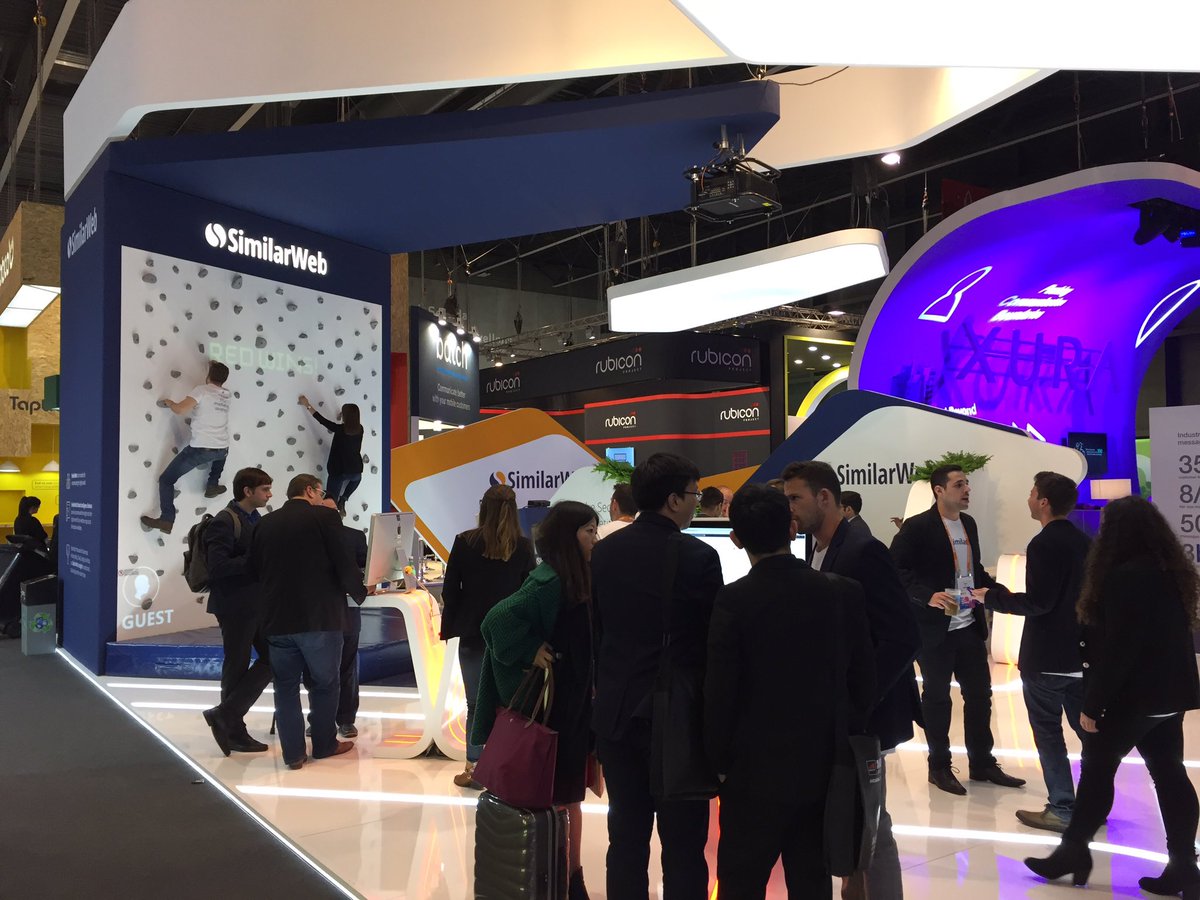 CommerceGate's tweet photo. Nice meeting the people behind a product we use daily #mwc17 #similarweb #commercegate https://t.co/iiqPPrmBoE