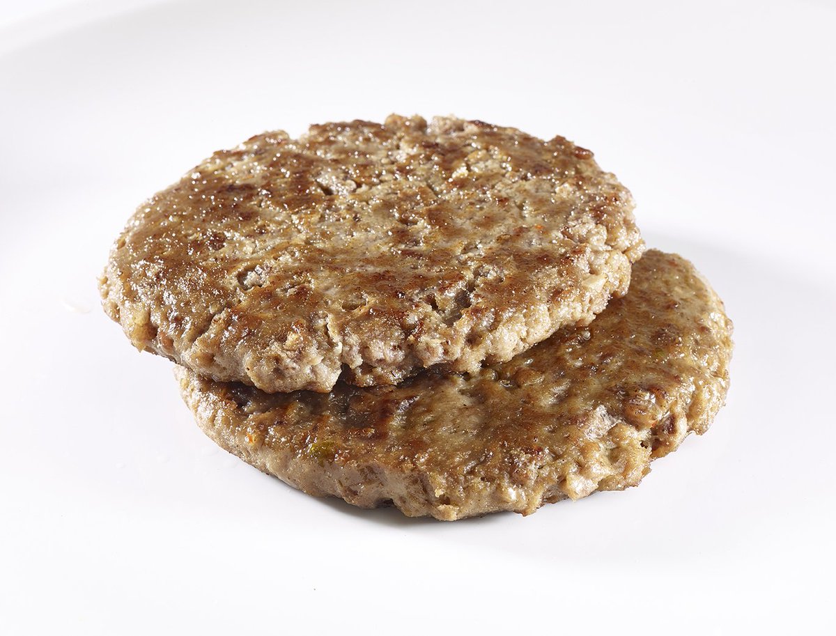 DABurgerCo's tweet photo. Ahhhhh Pancakes,.. meaty, meaty pancakes! #PancakeDay.  Add a lemon if you want. But try a bun, salad and some sauce for a Shrove Keburger!😆 https://t.co/W0agLAfiww