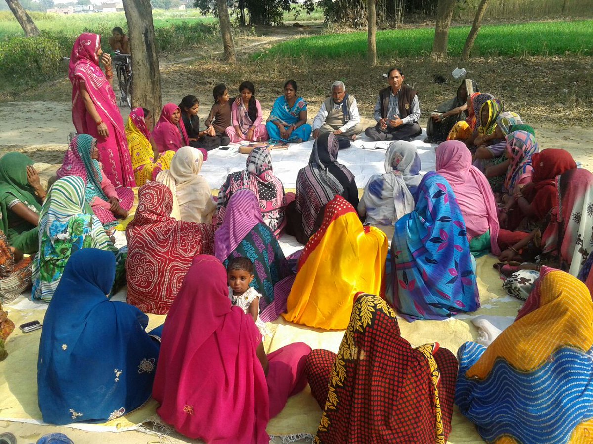 RGMVP's tweet photo. All trainings in @RGMVP are learning events with a difference -a community auditors program in a village @RGMVP #PSIG #SIDBI #RGCTIndia https://t.co/yOg6jJwm8I