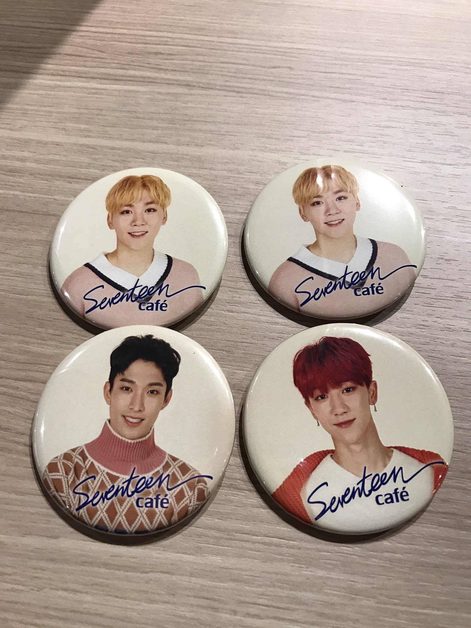 SEVENTEEN セブチ LOVE ジョンハン サイン入り 缶バッジ 2025年最新】seventeen love 缶バッジ サインの人気アイテム - メルカリ