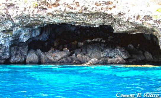 Blaue Grotte und die Highlights der Insel Ustica
italien-inseln.de/ustica.html
#Sizilien #Italien