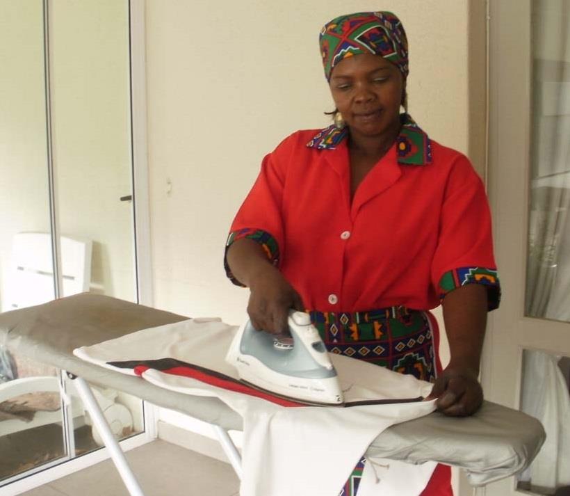 NDGroup_Inc's tweet photo. Domestic worker needed in Morningside 3500p/m please email your cv at cvs@ndgroupinc.co.za #JobSeekersSA #JobSeekersWednesday #tsaon3 https://t.co/hMzkMMtf39