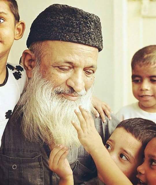 ansari_rizu's tweet image. &quot;No religion is higher than Humanity &quot;
Remembering the great philanthropist and  humanitarian Abdul Sattar Edhi on his 89th birthday !