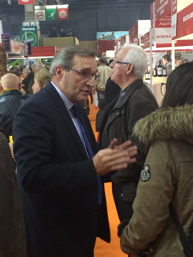 Germinal Peiro en grande explication pour porter de défendre la Dordogne. @é avant le Périgord !