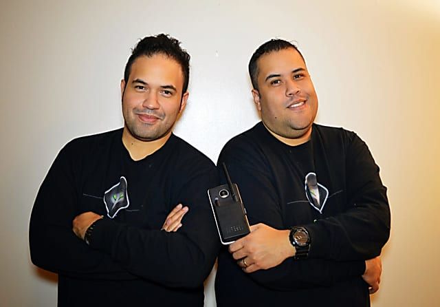 FantomDynamics's tweet photo. Meet the creators of Linc Smart Walkie Talkie now on @indiegogo https://t.co/YHAb08h70D https://t.co/SA25qhpec0