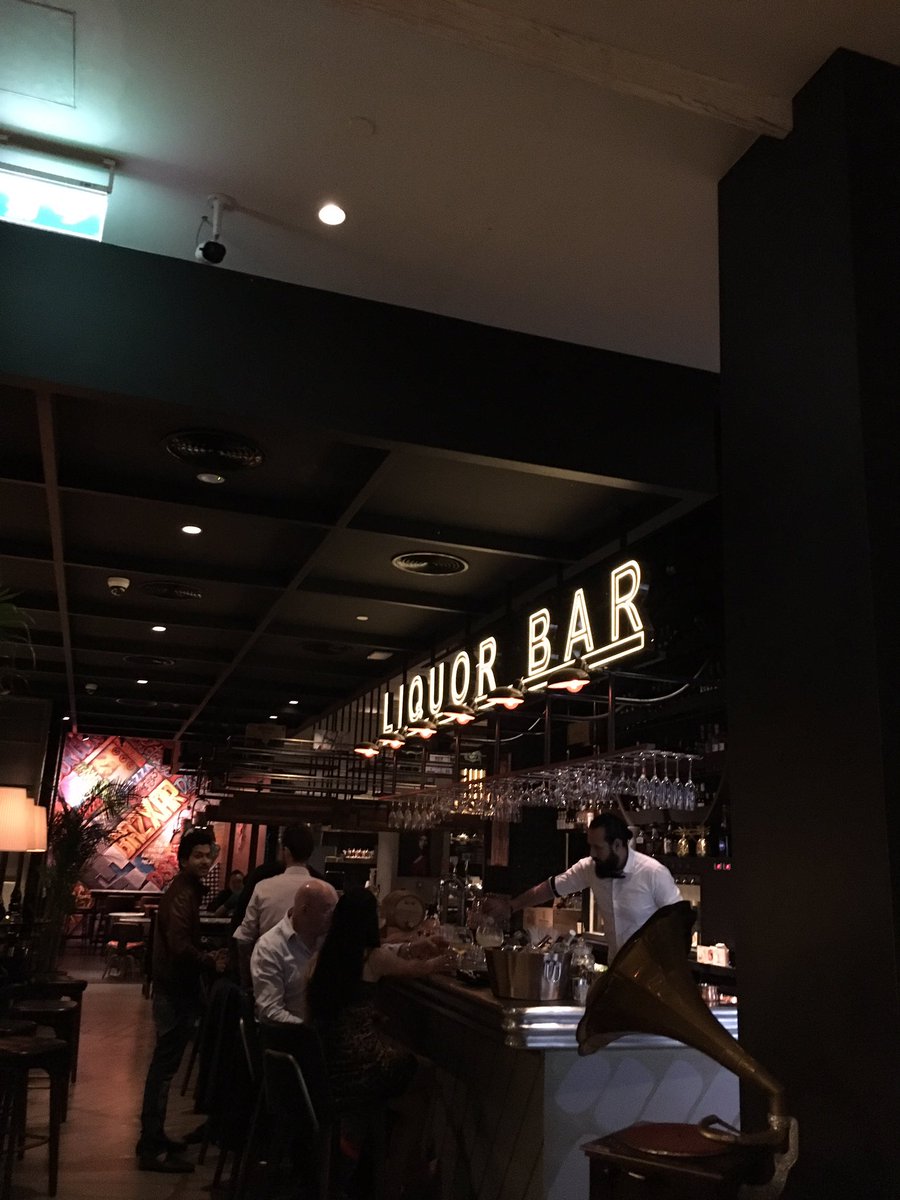 bfbdxb's tweet photo. Wine dinner @bazxar ❤️ https://t.co/QiH0FRTalH