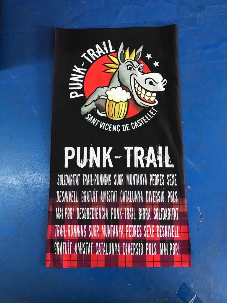 PunktrailSVC's tweet photo. Apa aquí teniu el tubular de la #punk!!! 
Només són 5 eurets!!! #SVCastellet #punktrail https://t.co/MyBwHHzVf7