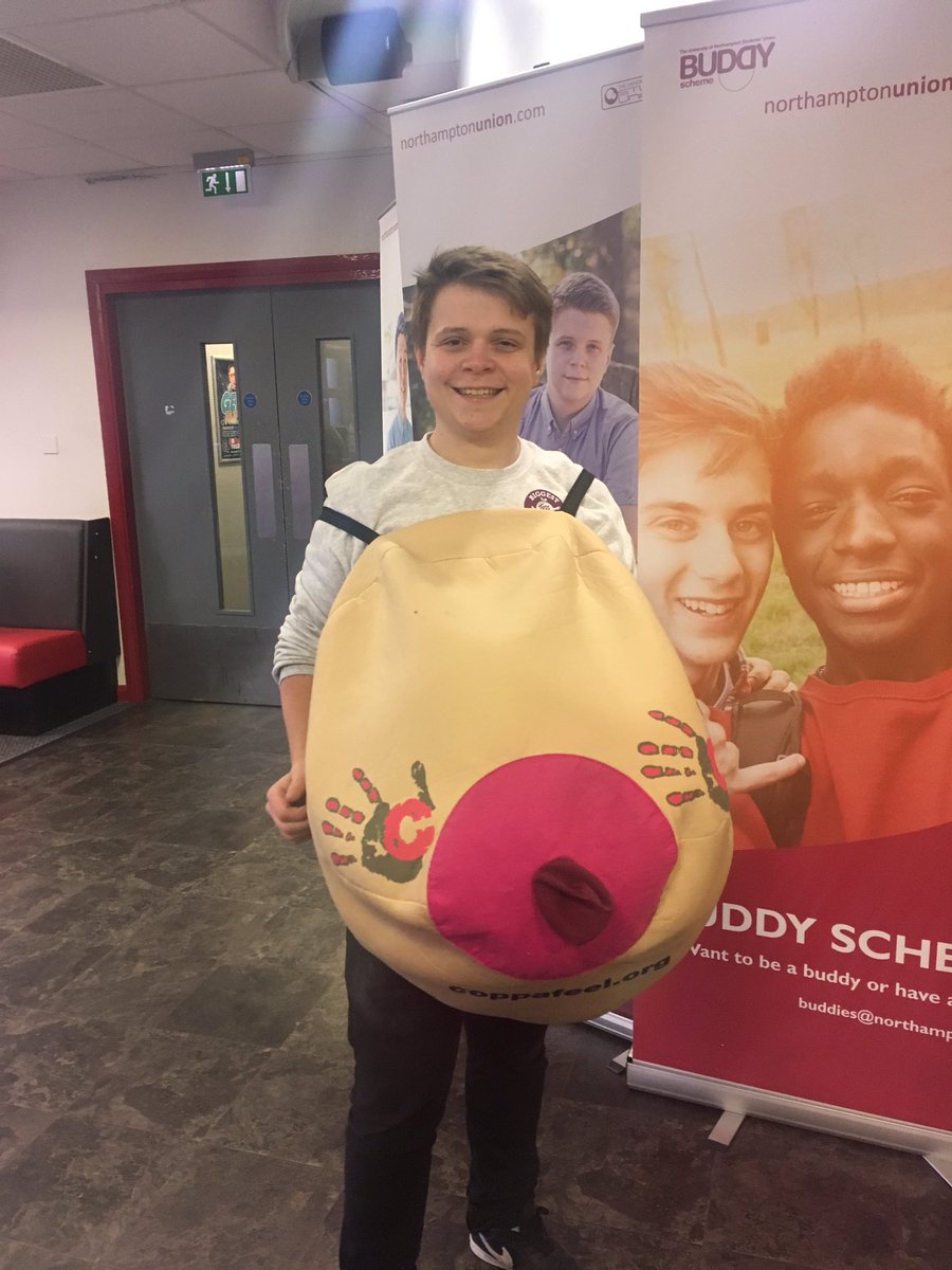 He's supported us this year and promised he will again... he's got our support🙌🏻💪🏻 <a href="/YourVPUnionDev/">Ryan Bradshaw</a> <a href="/DaveyLew/">DaveyLew on the 1’s & 2’s</a> #WeWantHimBack 💙💖🍑