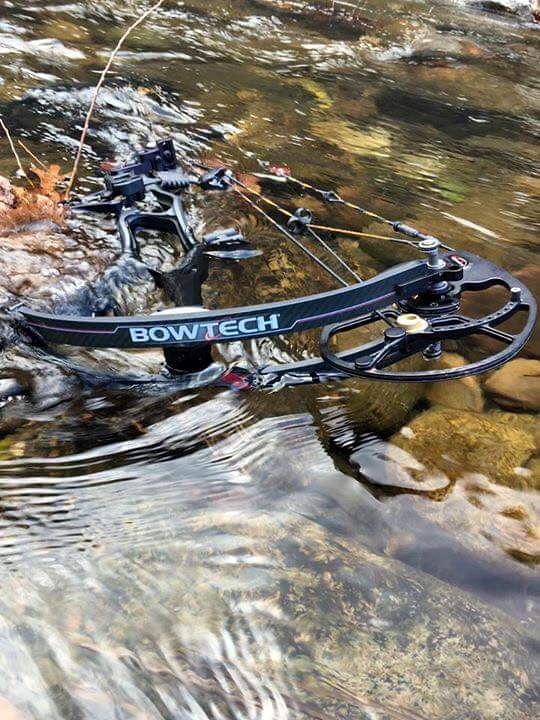 WhitetailReign's tweet photo. Bows strong enough to withstand the Abuse and keep coming back with the same consistent quality we have come to love. @BowtechArchery https://t.co/GpdaRg1c1X